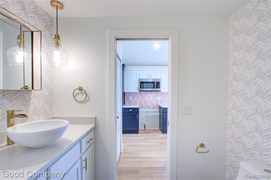 550 E Breckenridge Street, Ferndale, MI 48220 — Photo 45