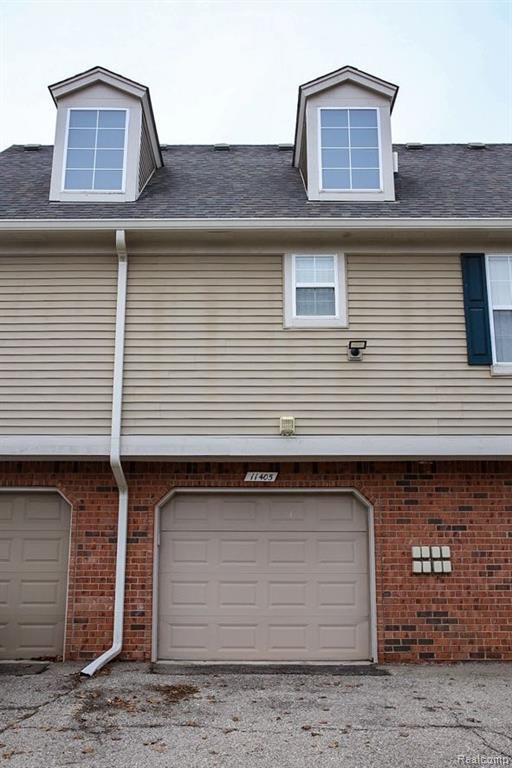 11405 N Woods Drive, Shelby Twp, MI 48317 — Photo 19