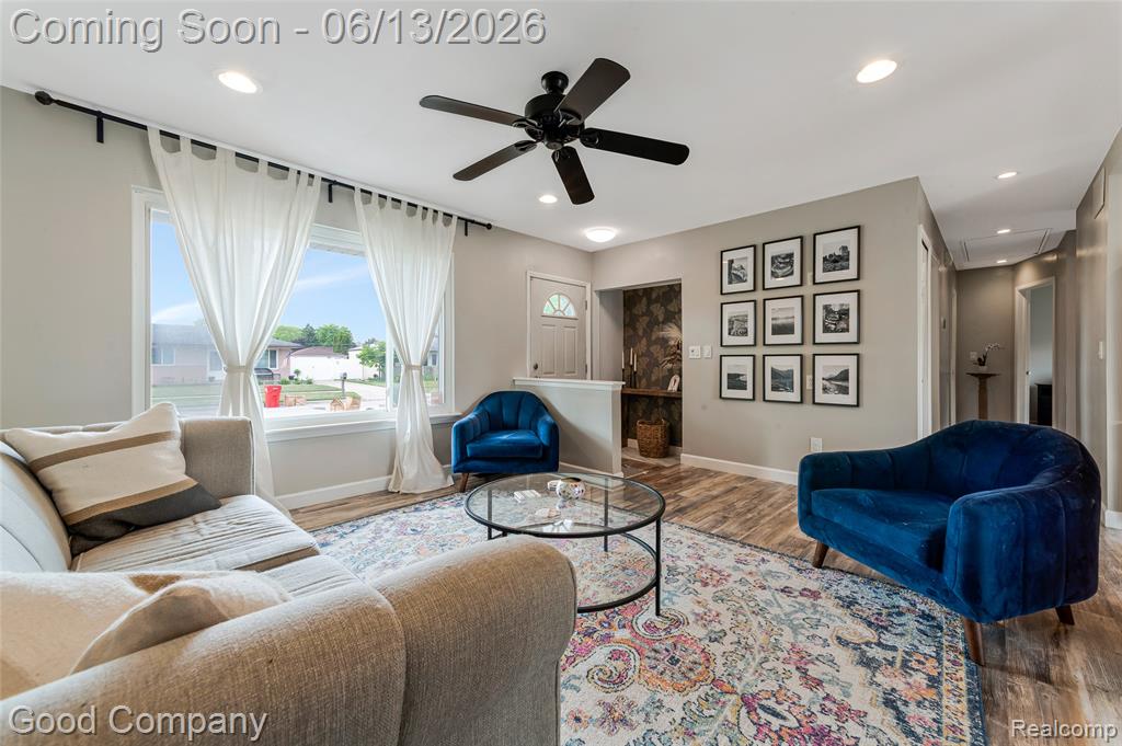 18489 Matthew Drive, Clinton Twp, MI 48035 — Photo 6
