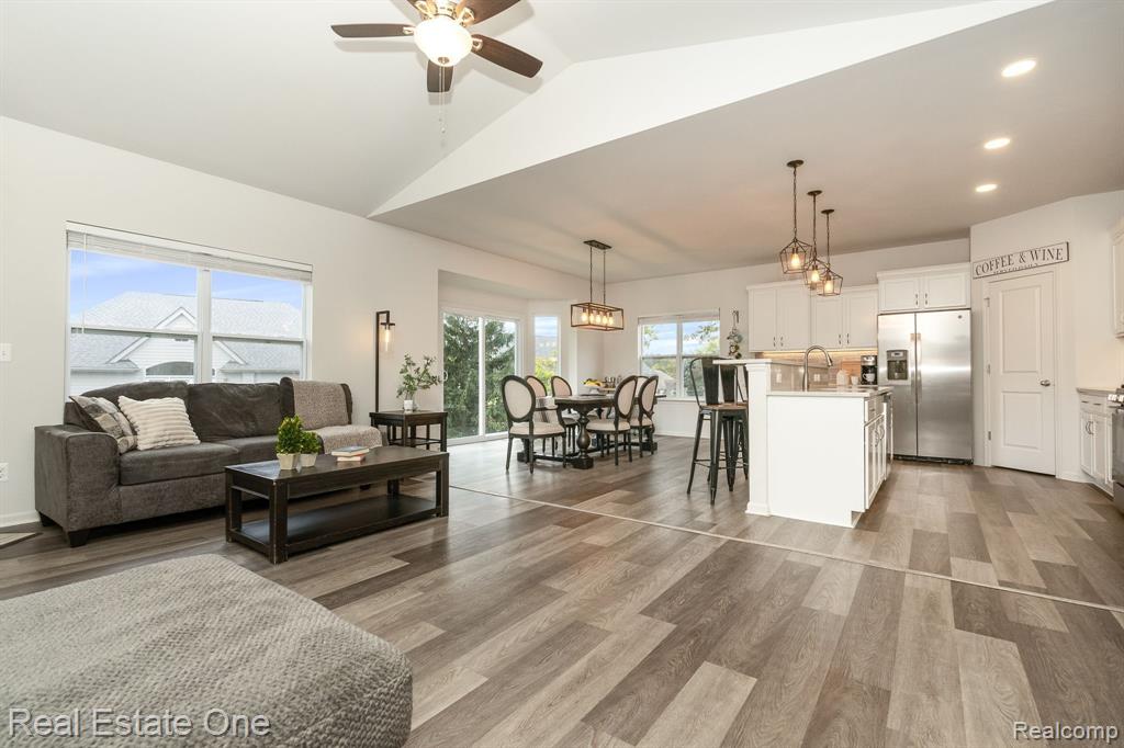 85 CROSBIE, Lake Orion, MI 48362 — Photo 3