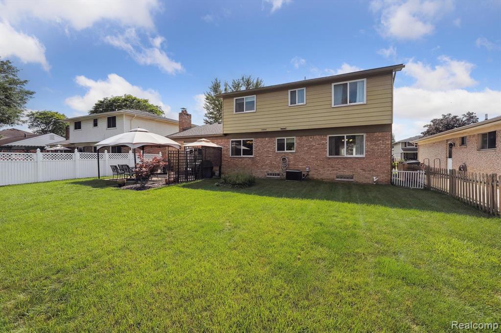 6900 Woonsocket Street, Canton, MI 48187 — Photo 53