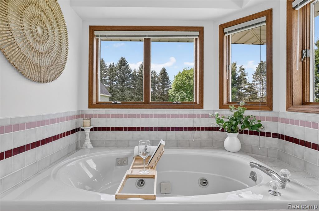 13749 Merrie Meadow Lane, South Lyon, MI 48178 — Photo 28