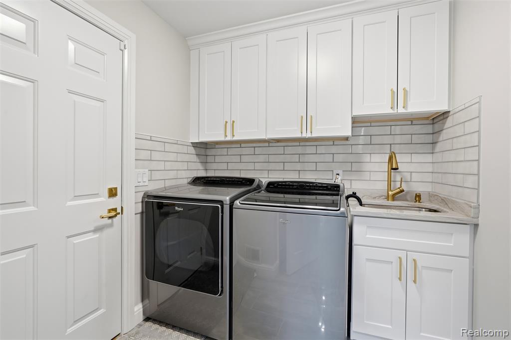 4212 April Lane, Sterling Heights, MI 48310 — Photo 20