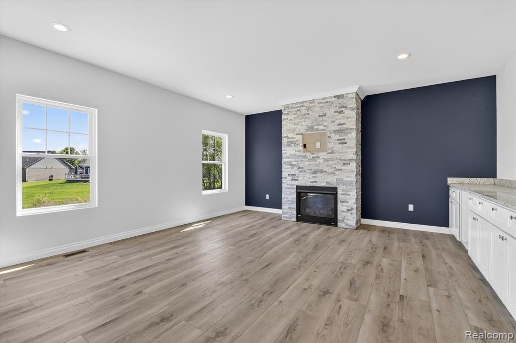 8760 Barrington, Ypsilanti, MI 48198 — Photo 11