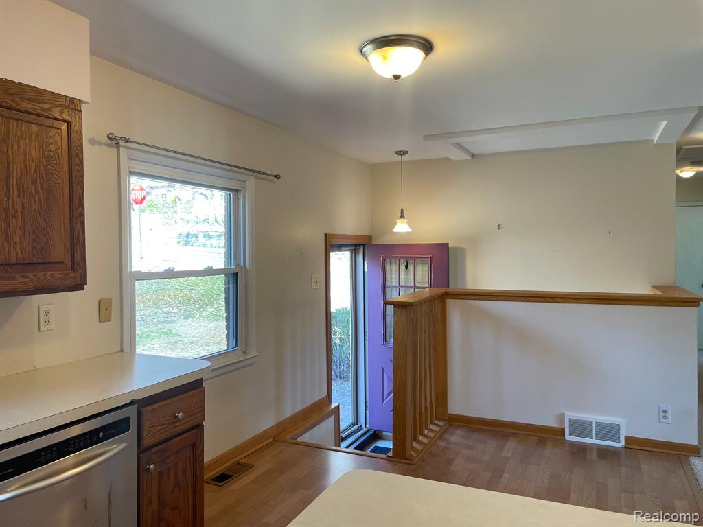 896 Carpenter Street, Northville, MI 48167 — Photo 3