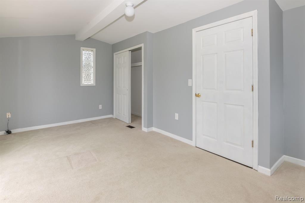 4941 S HILL Road, Milford, MI 48381 — Photo 12