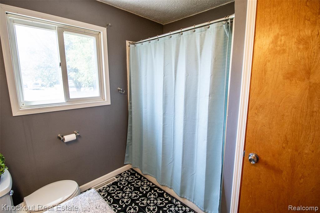 3890 Worth Road, Pinconning, MI 48650 — Photo 13