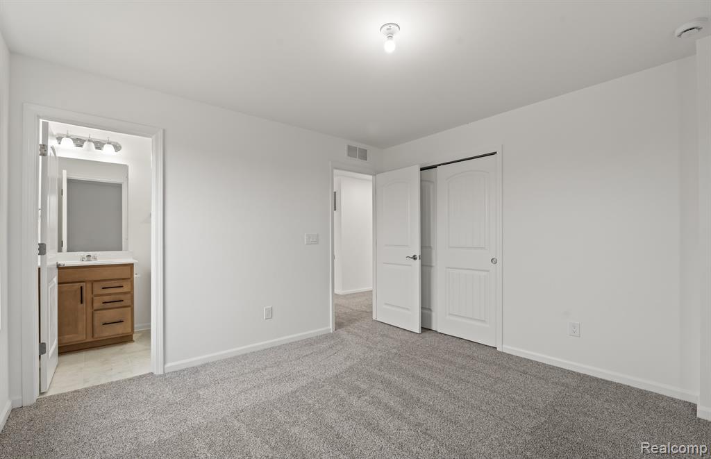 22884 RONWAY Lane, South Lyon, MI 48178 — Photo 19