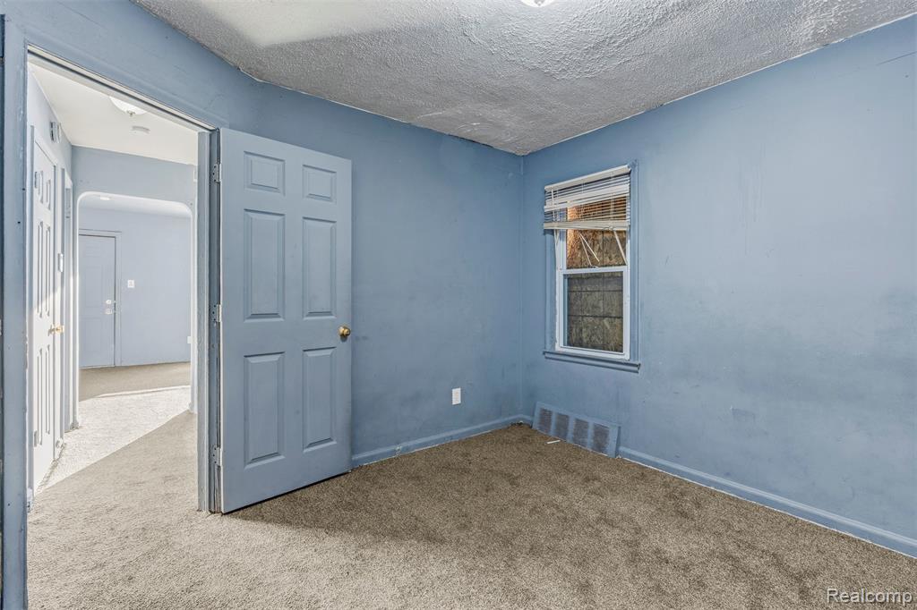 4845 University Place, Detroit, MI 48224 — Photo 7
