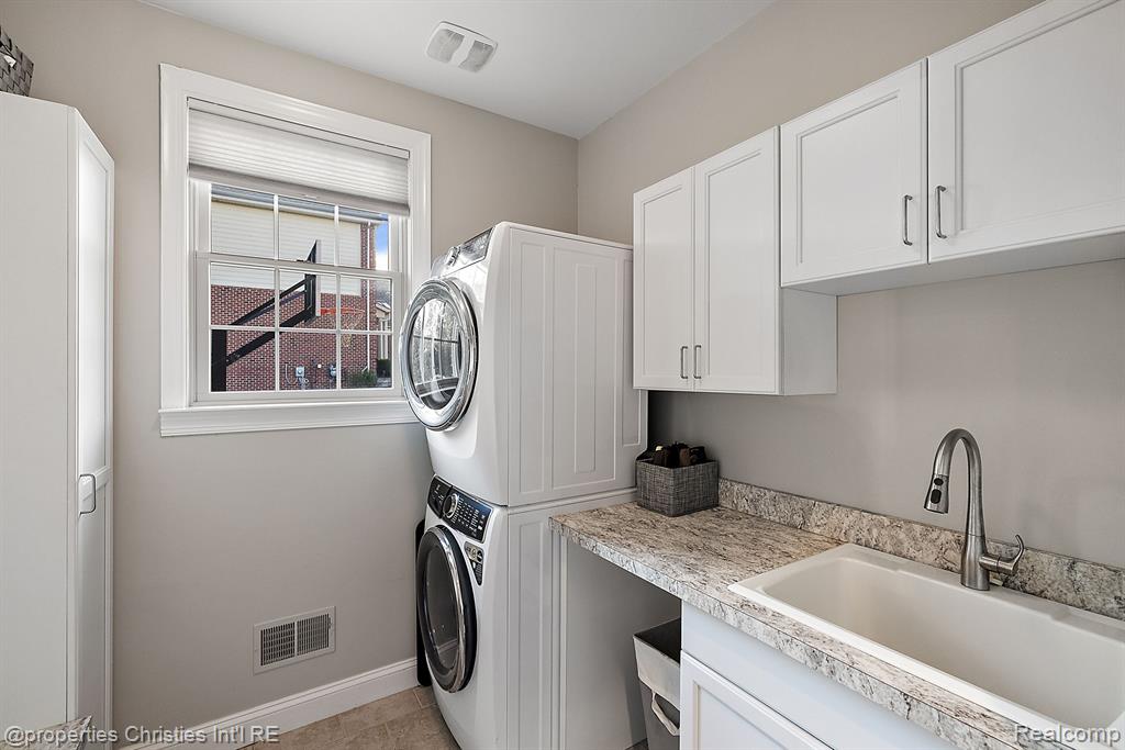 50505 BRIAR RIDGE Lane, Northville, MI 48168 — Photo 50