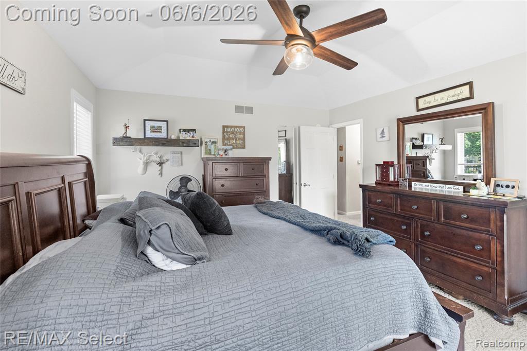 2288 Lost Creek Drive, Flushing, MI 48433 — Photo 24