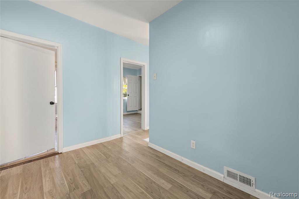 17144 Justine Street, Hamtramck, MI 48212 — Photo 11