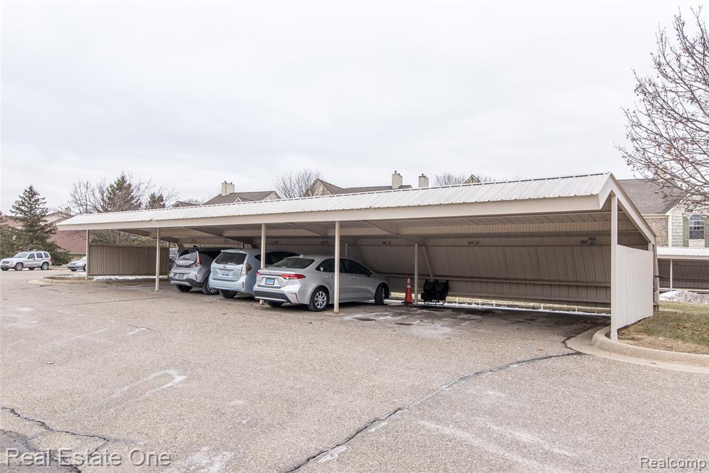 245 Brookwood Drive, 16, South Lyon, MI 48178 — Photo 13