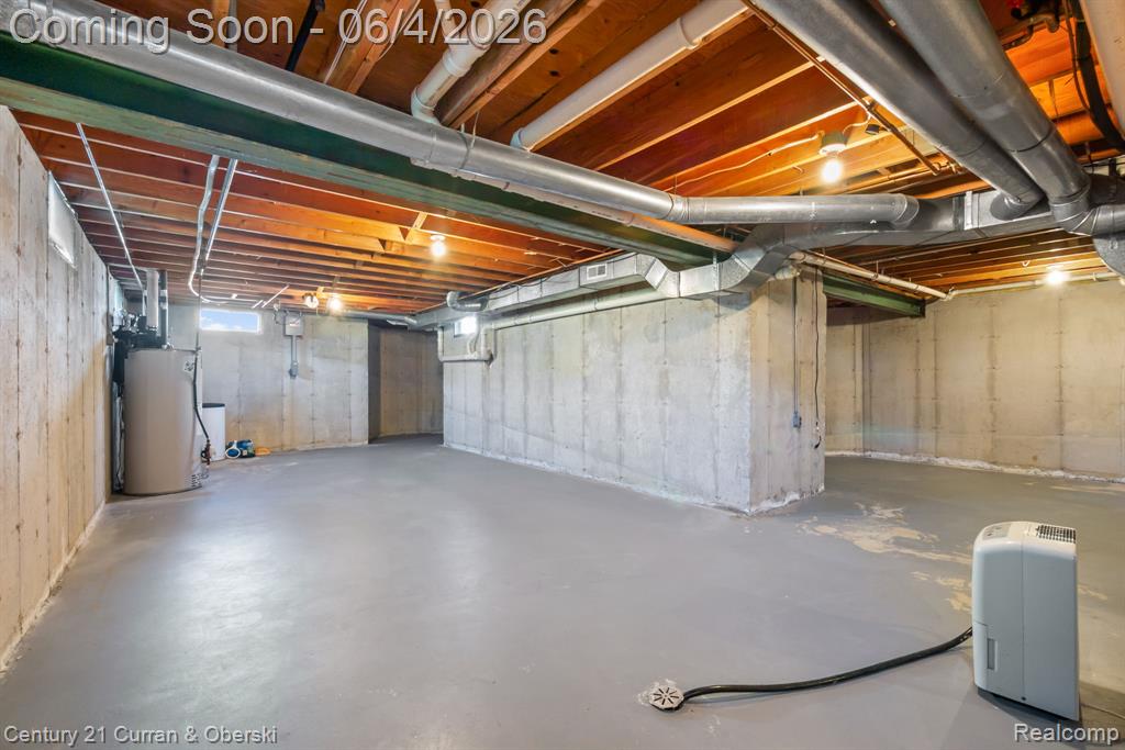 53375 Martha Lane, Northville, MI 48167 — Photo 58