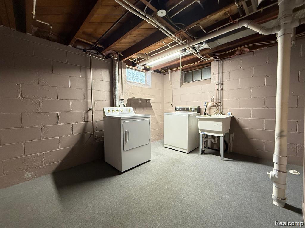 8241 KALTZ, Center Line, MI 48015 — Photo 19