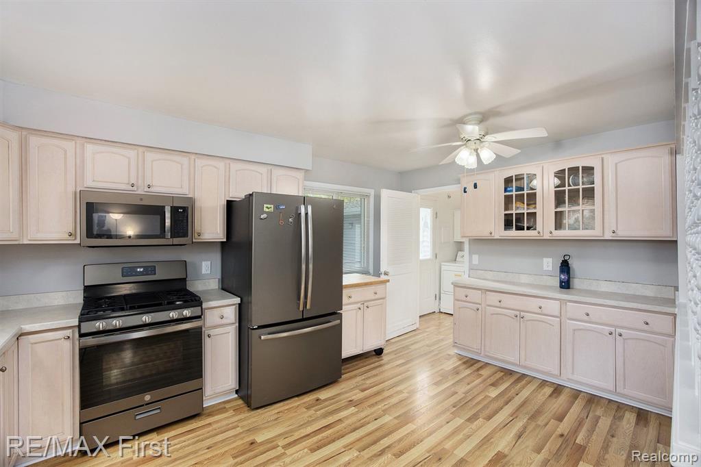 715 LOWELL Street, Marine, MI — Photo 8