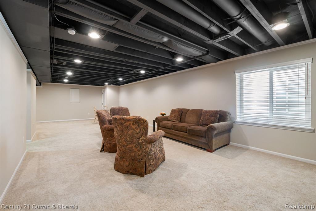 1086 Paddock Drive, South Lyon, MI 48178 — Photo 44