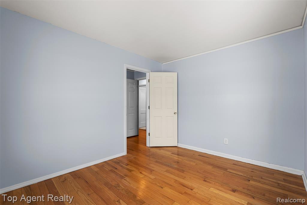 4948 Howe Road, Wayne, MI 48184 — Photo 16