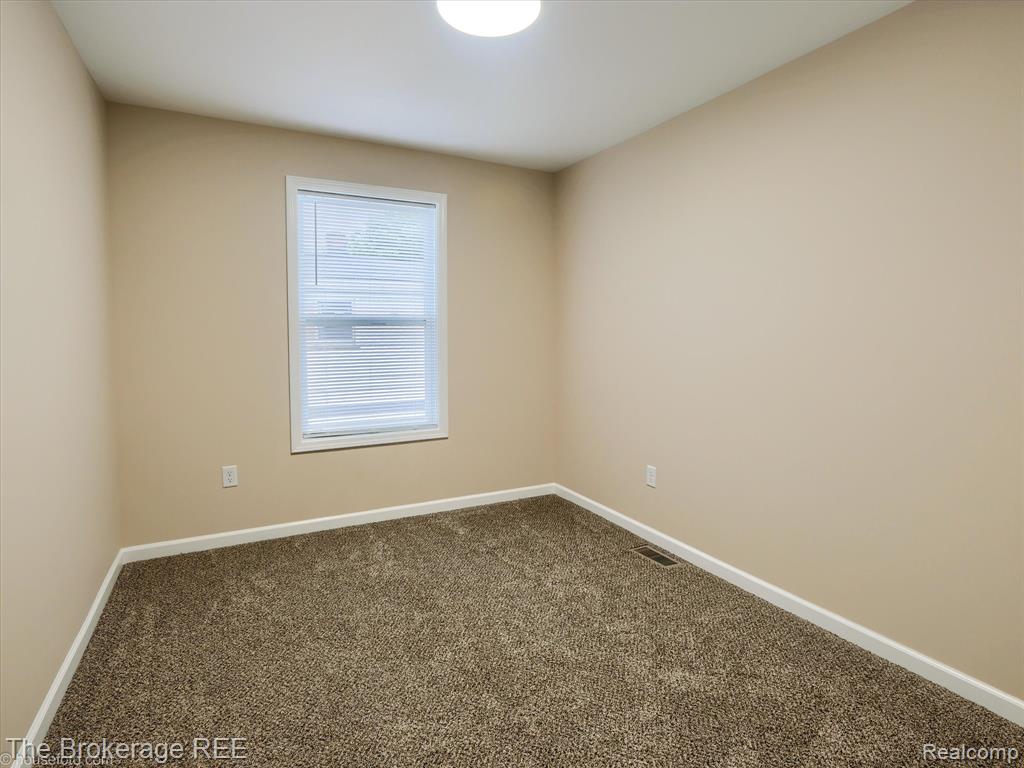 658 Beach Street, Mount Morris, MI 48458 — Photo 25