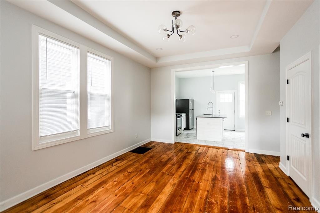 613 E Euclid Street, Detroit, MI 48202 — Photo 3