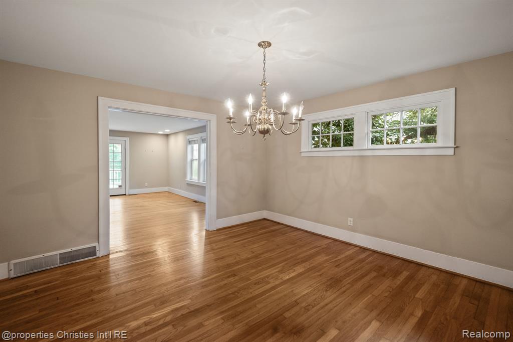 532 Wallace Street, Birmingham, MI 48009 — Photo 14