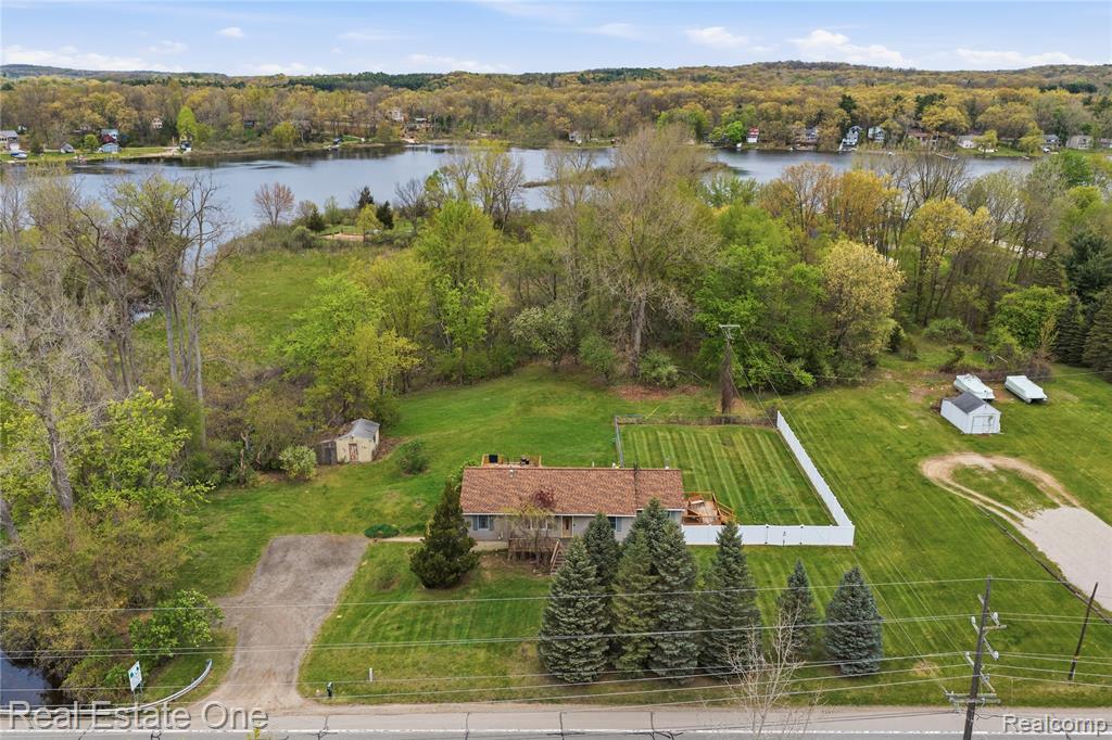 4915 E M 36, Pinckney, MI 48169 — Photo 28