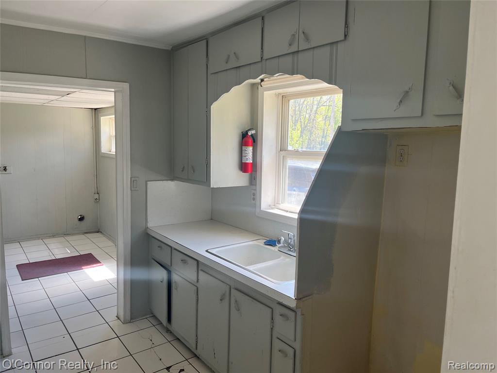 1908 Range Road, Port Huron, MI 48060 — Photo 4