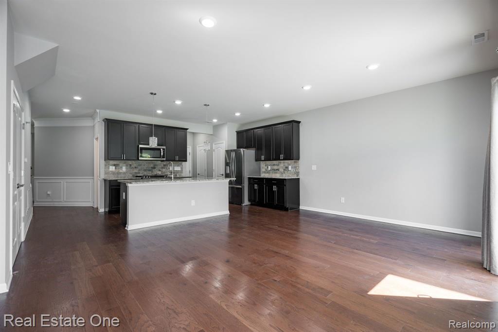 4896 BROOMFIELD Way, Lake Orion, MI — Photo 14