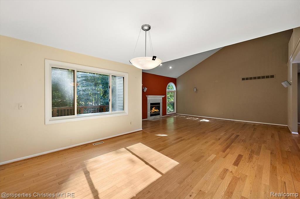 6835 High Ridge Road, West Bloomfield, MI 48324 — Photo 33