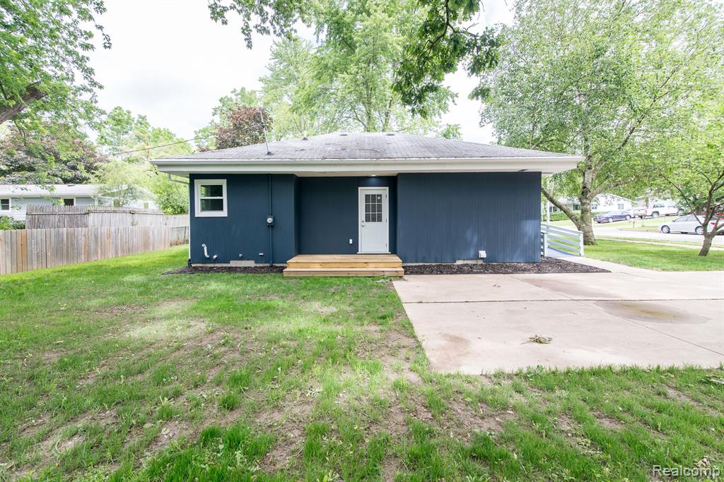 3175 LORRAINE Street, Ann Arbor, MI 48108 — Photo 5