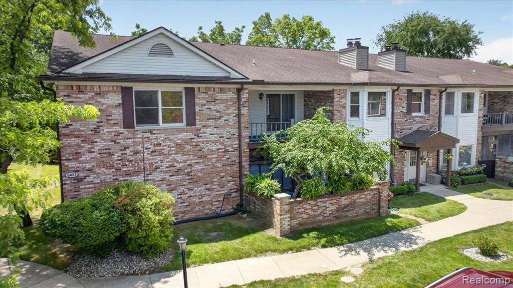 8421 Mathias, 11, Grosse Ile, MI 48138 — Photo 31