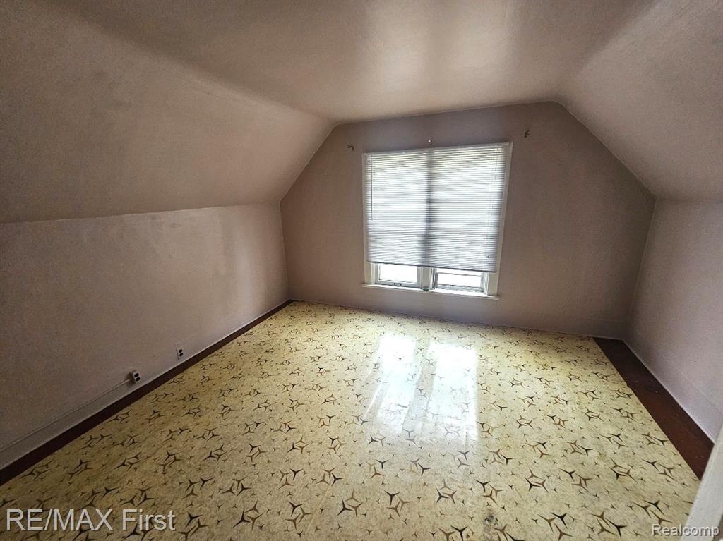 217 Jones Street, Mount Clemens, MI 48043 — Photo 15