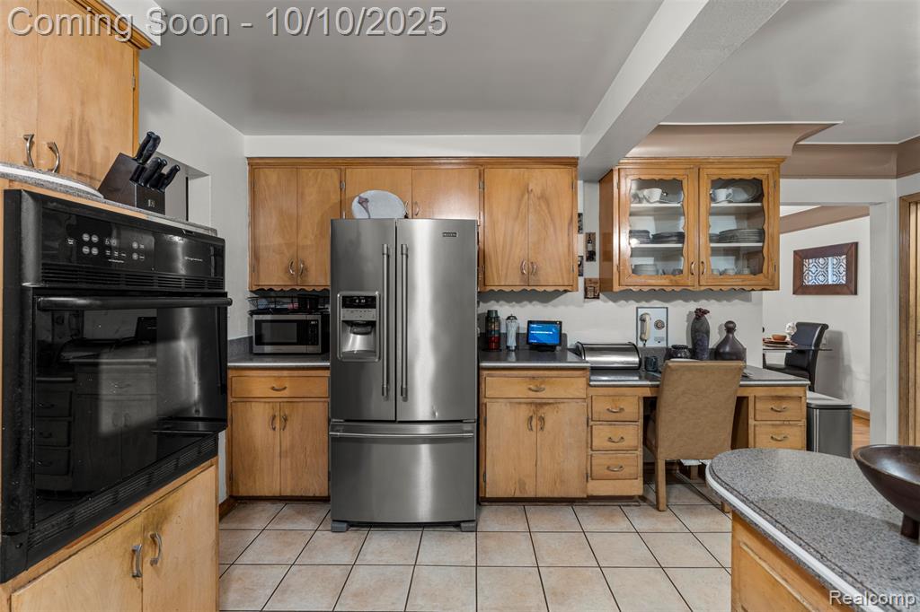 19945 Woodside Street, Harper Woods, MI 48225 — Photo 15