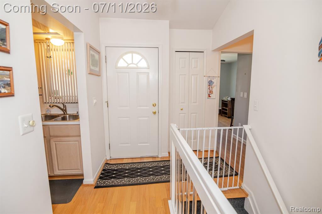 45630 White Oak Drive, Utica, MI 48315 — Photo 12