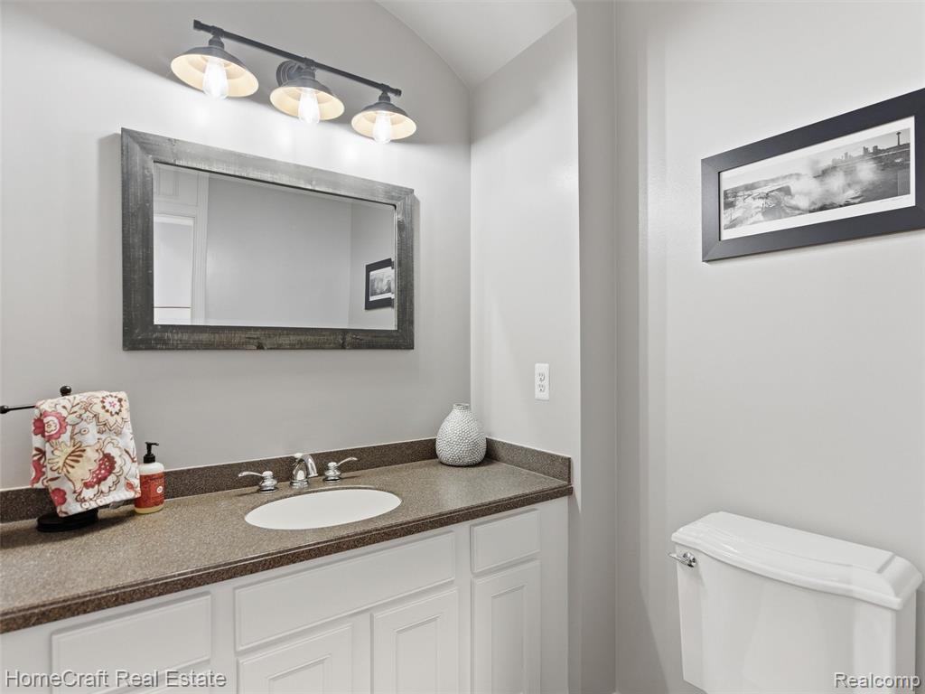 6031 BALMORAL Way, Commerce Twp, MI 48382 — Photo 22