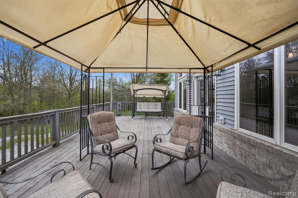 3630 S Shimmons Circle, Auburn Hills, MI 48326 — Photo 10