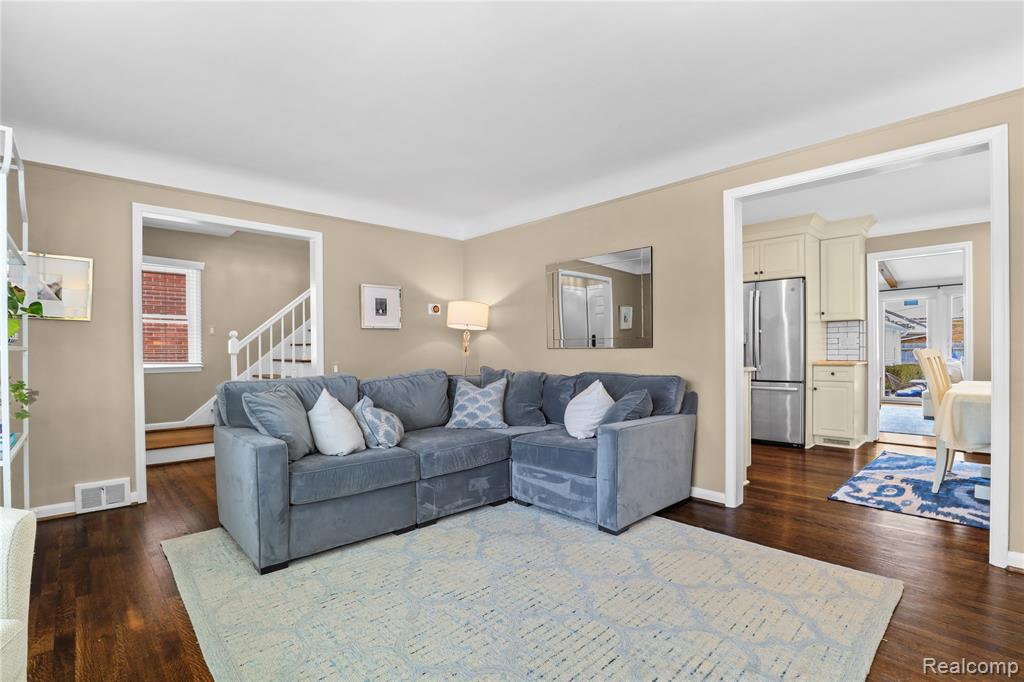 407 Moran Road, Grosse Pointe Farms, MI 48236 — Photo 3