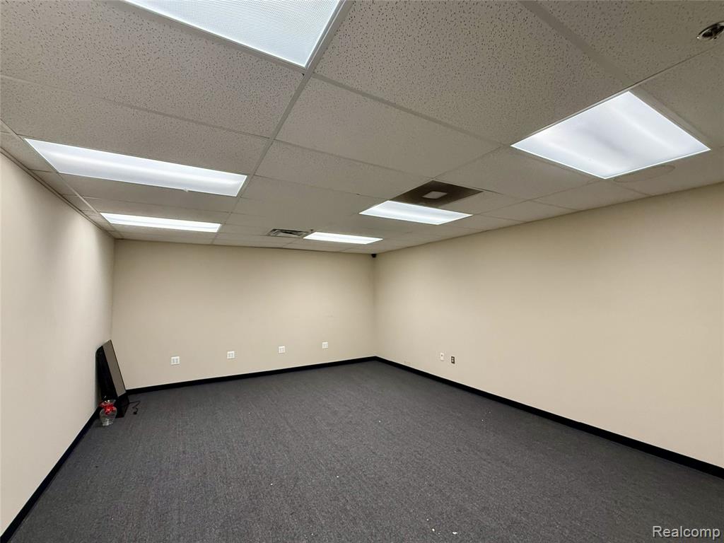 6050 GREENFIELD Road, Dearborn, MI 48126 — Photo 16