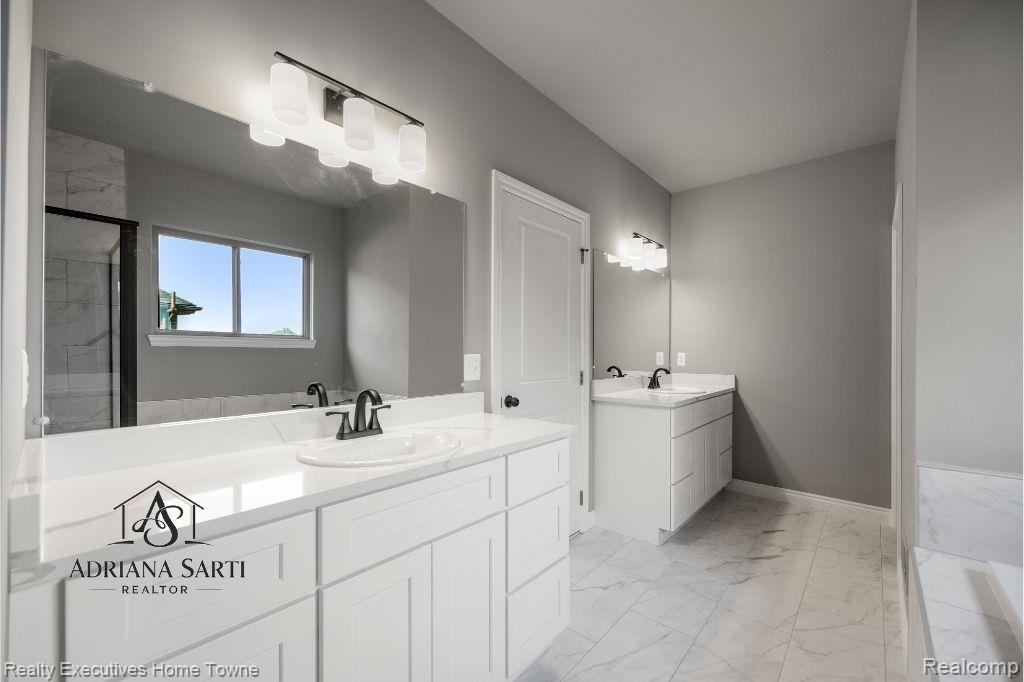 54161 Carrigan Drive, New Baltimore, MI 48047 — Photo 28