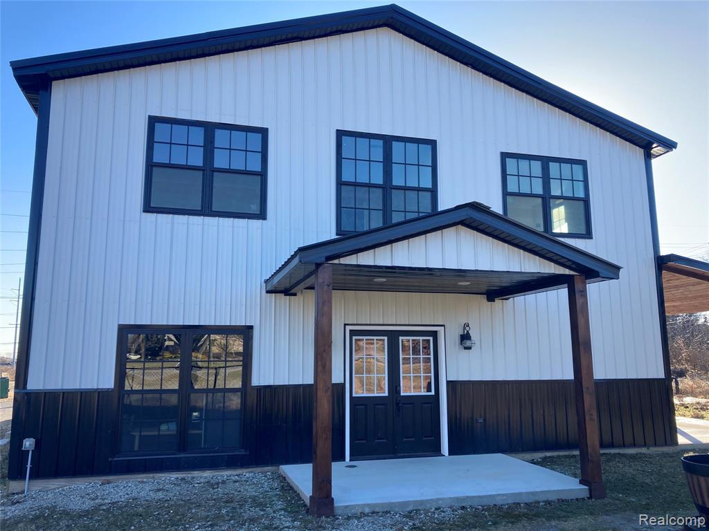 496 E Avon Road, Rochester Hills, MI 48307 — Photo 6