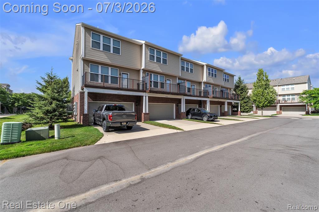 44656 Ellery Lane, Novi, MI 48377 — Photo 41