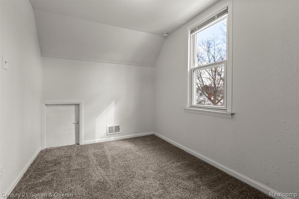 5514 Ashley Street, Detroit, MI 48236 — Photo 15