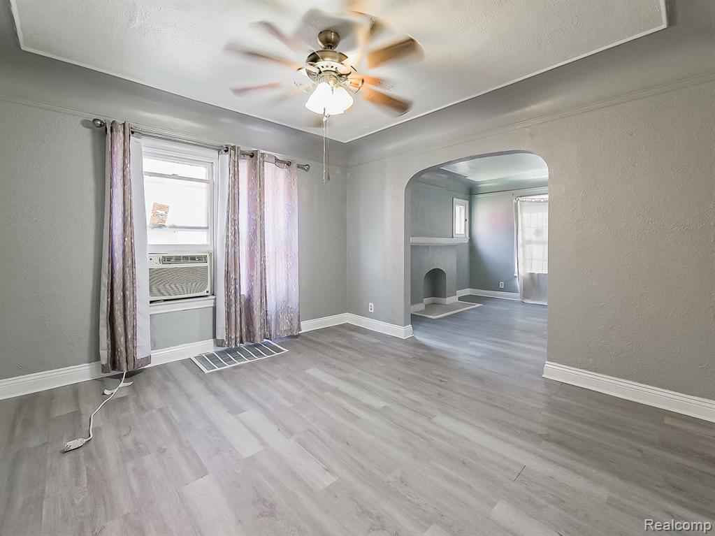 9379 Birwood Street, Detroit, MI 48204 — Photo 8
