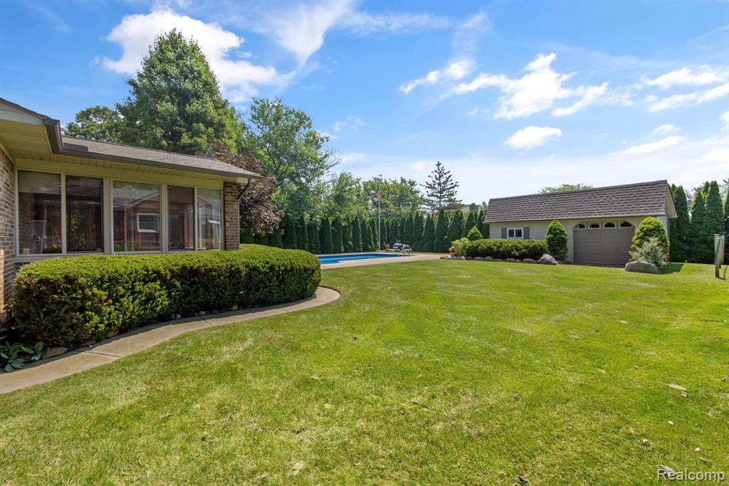 8400 Oak Shade Court, Davison, MI 48423 — Photo 47