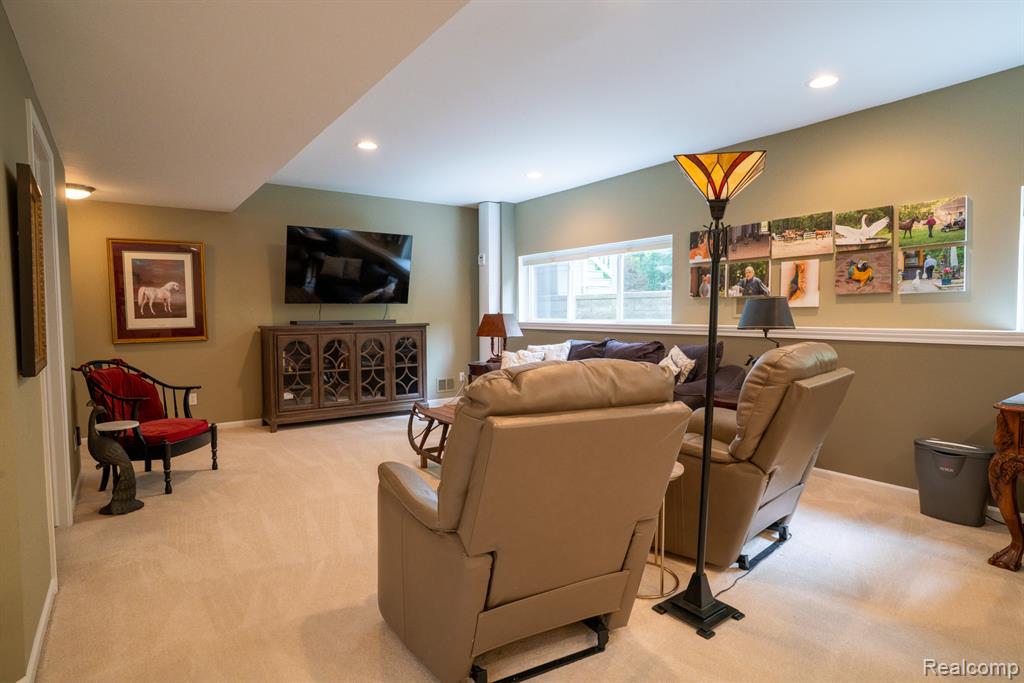 5653 Trail Side Lane, 9, Whitmore Lake, MI 48189 — Photo 28