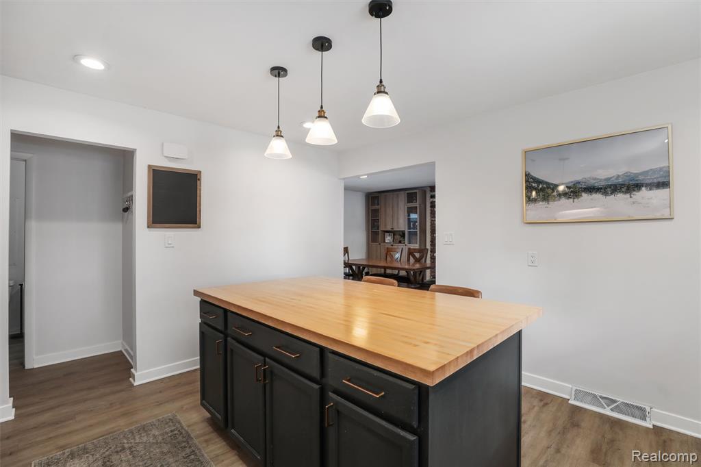 43220 Riggs Road, Van Buren, MI 48111 — Photo 16