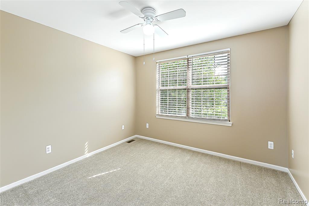 58724 Carriage Lane, South Lyon, MI 48178 — Photo 20
