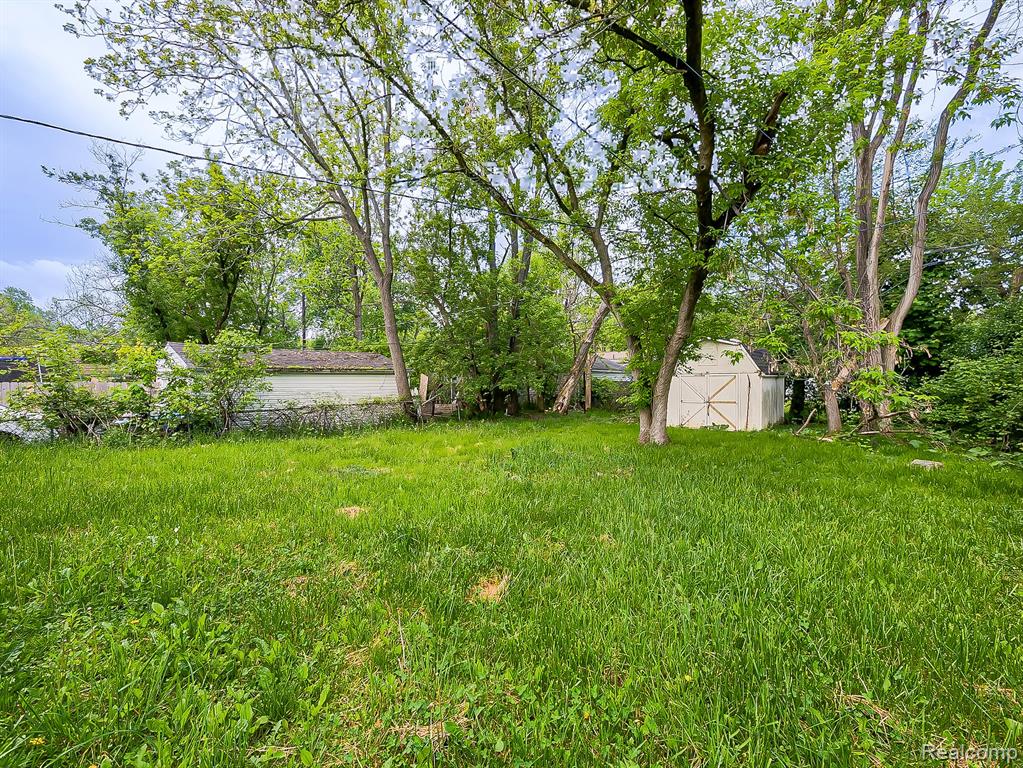 725 Emerson Avenue, Pontiac, MI 48340 — Photo 23