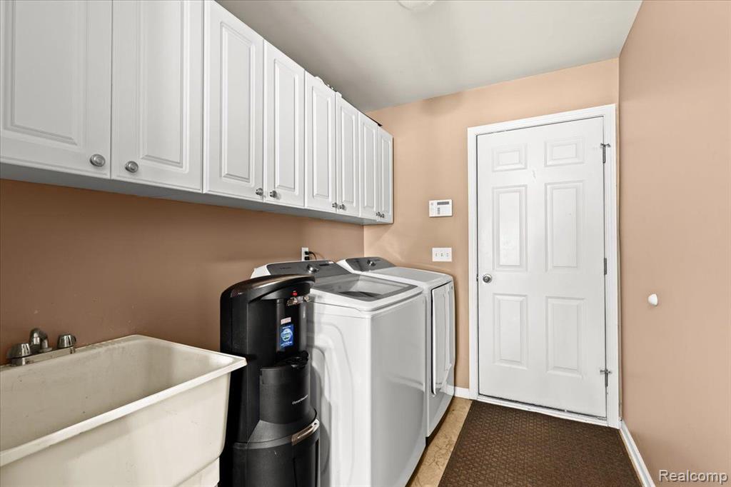 49407 N Glacier, Northville, MI 48168 — Photo 23