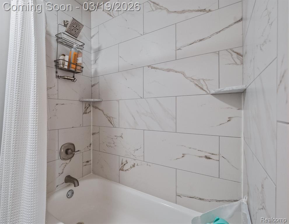 751 Woodleigh Way, Oxford, MI 48371 — Photo 21
